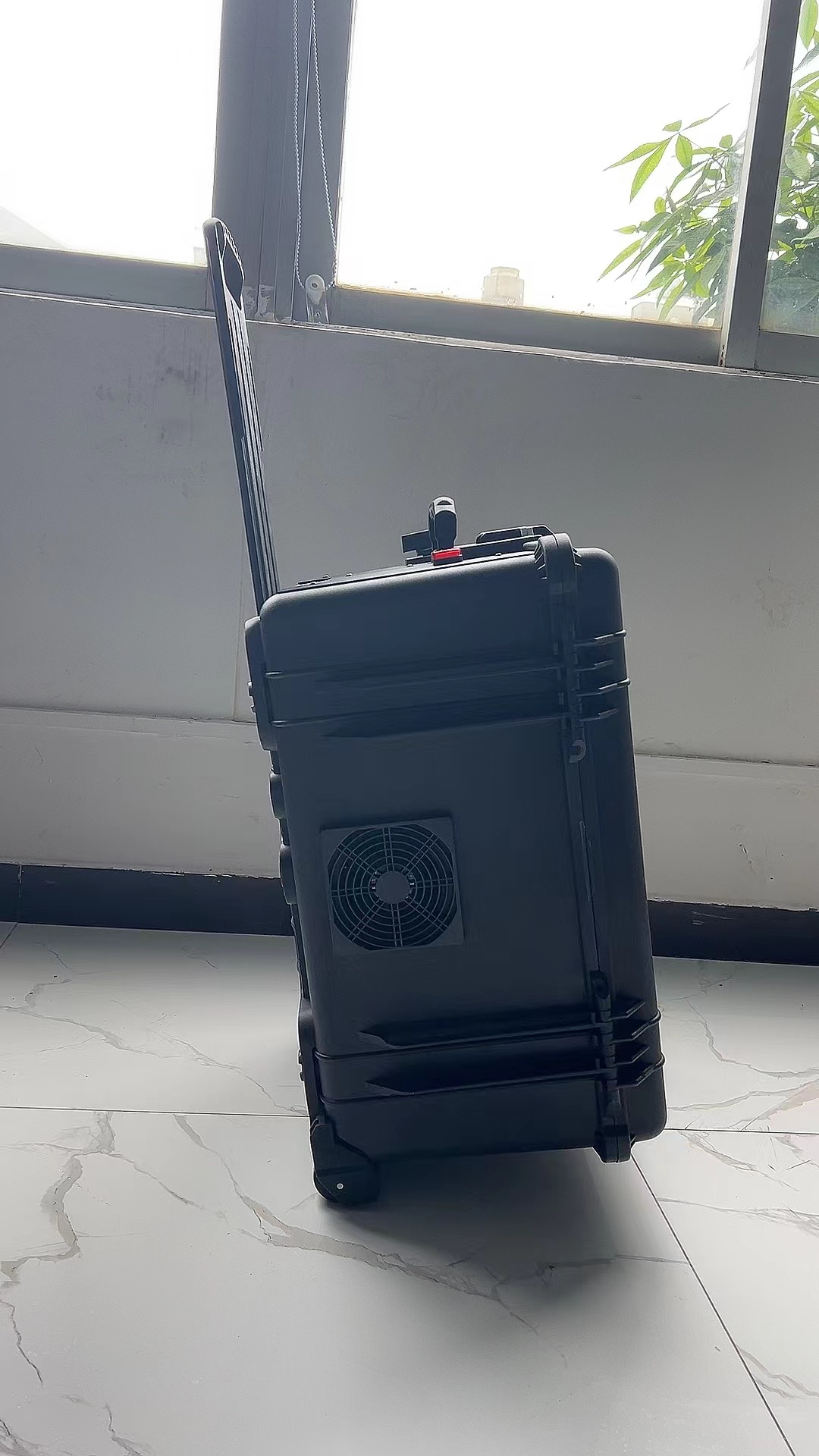 黄岩手拉箱型移动通信干扰器